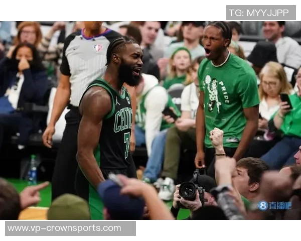 杰伦布朗调侃塔图姆康复迅速或将参加揭幕战